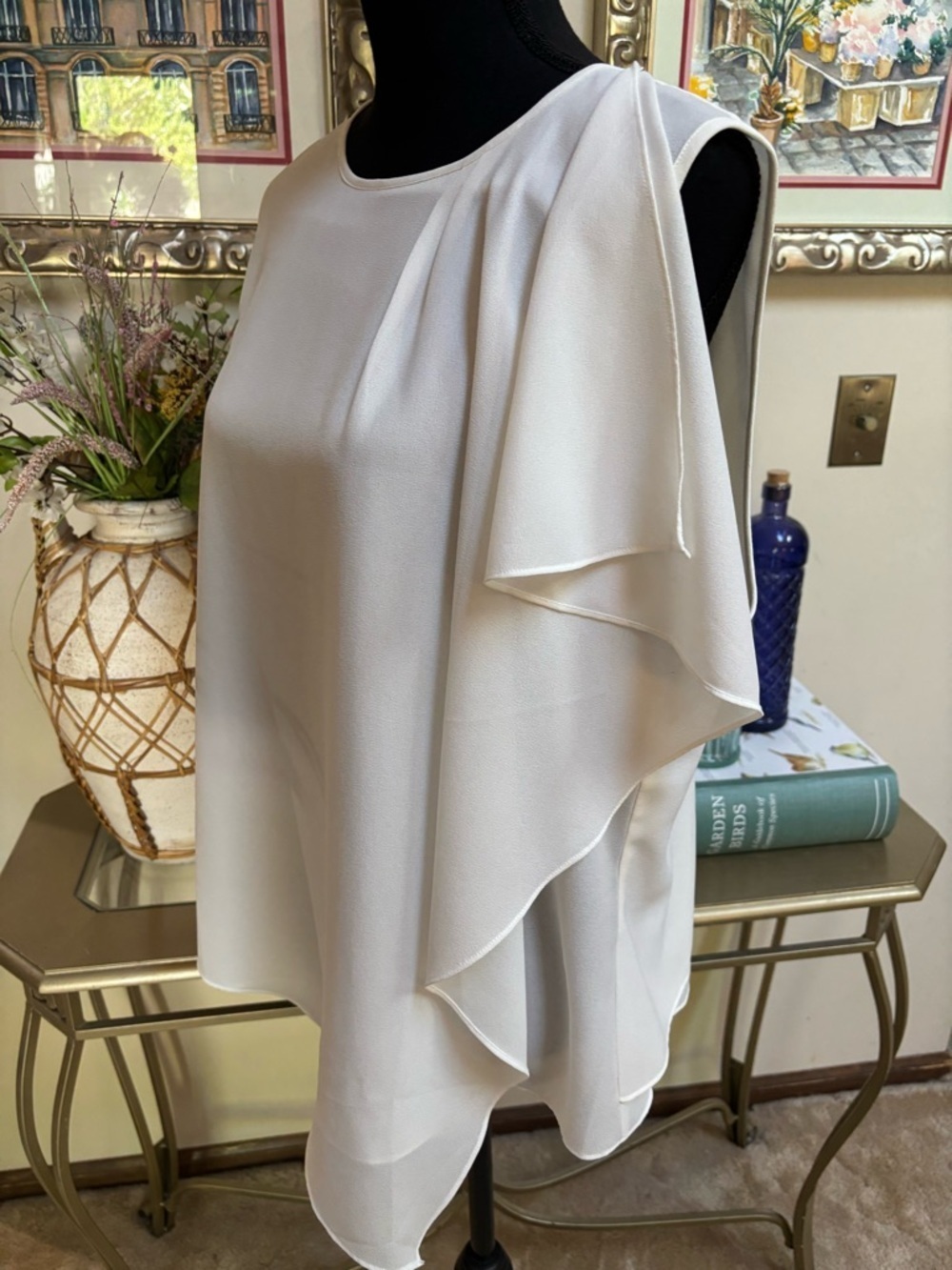 Charlie Paige White Draped Tunic Top Ruffle Asymmetrical Sleeveless Blouse SZ L